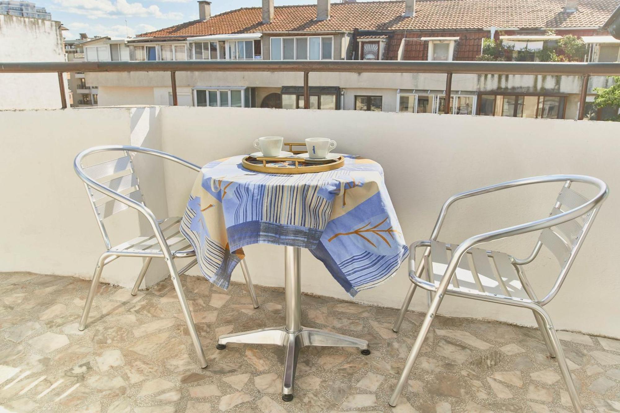 Batak Studio Burgas City Exterior foto