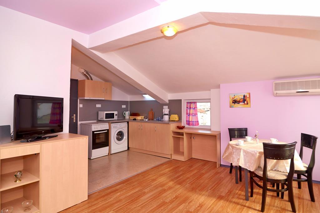 Batak Studio Burgas City Cameră foto