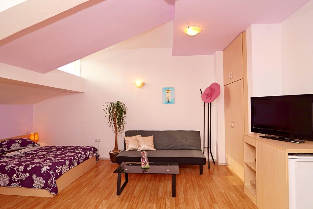 Batak Studio Burgas City Cameră foto